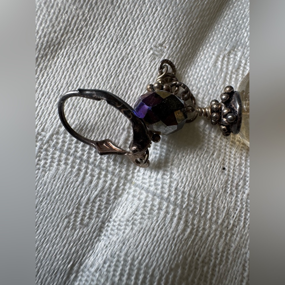 Elegant Beaded Necklace and earrings - Picture 6 of 7